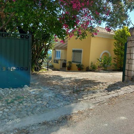 Olea Home Agia Pelagia Chlomou Exterior photo