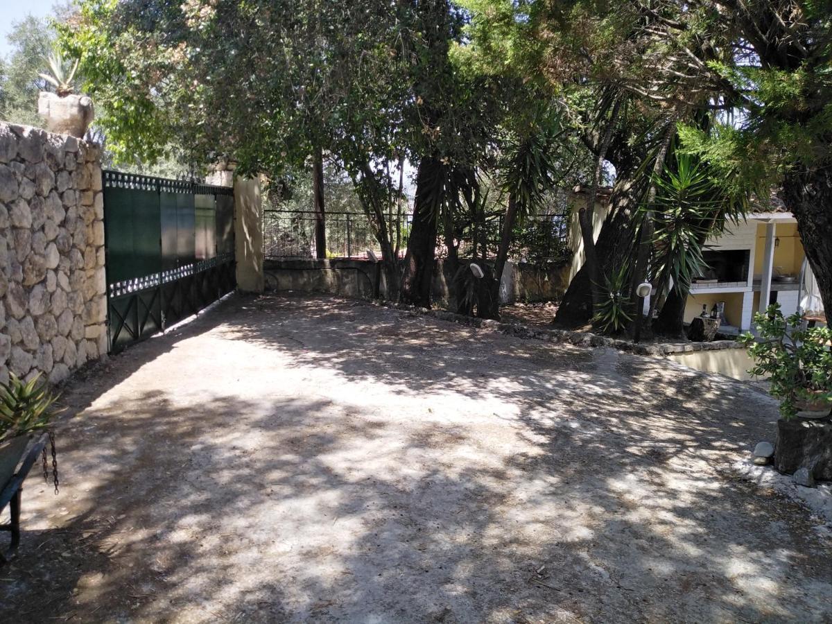 Olea Home Agia Pelagia Chlomou Exterior photo